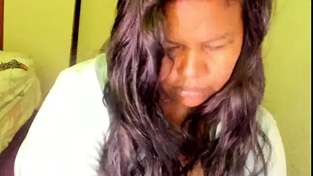 Snapshot of ebonylouissexyhot chatting on October 17, 2025, 8:21 pm ebonylouissexyhot online show from October 17, 2025, 8:21 pm