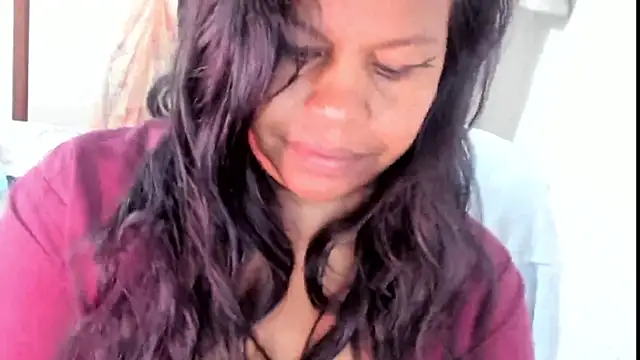 Snapshot of ebonylouissexyhot chatting on September 27, 2025, 12:06 am ebonylouissexyhot online show from September 27, 2025, 12:06 am