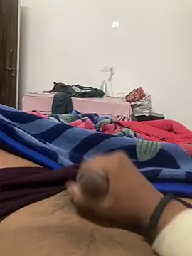 Snapshot of Himanshu111007 chatting on December 5, 2025, 7:29 am Himanshu111007 online show from December 5, 2025, 7:29 am