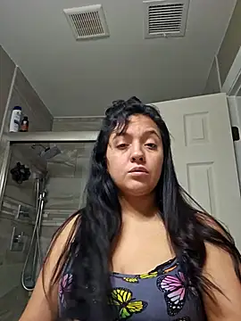 Snapshot of Mamimamita2 chatting on October 29, 2025, 8:52 pm Mamimamita2 online show from October 29, 2025, 8:52 pm