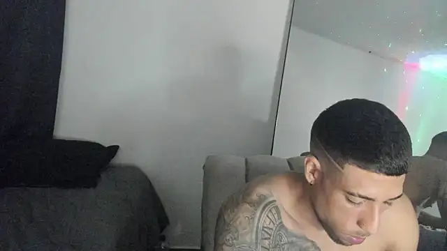 ThiagoLugo online show from March 27, 2026, 4:43 am