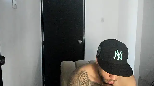Snapshot of ThiagoLugo chatting on May 28, 2026, 4:13 pm ThiagoLugo online show from May 28, 2026, 4:13 pm