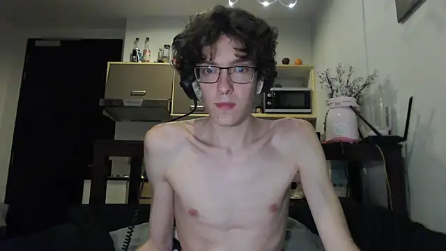 LovesomeCookie online show from October 10, 2025, 5:14 pm