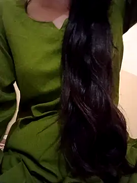 Snapshot of Queen_Pooja7 chatting on September 26, 2025, 10:33 am Queen Pooja7 online show from September 26, 2025, 10:33 am
