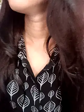 Snapshot of Queen_Pooja7 chatting on September 11, 2025, 2:39 pm Queen Pooja7 online show from September 11, 2025, 2:39 pm