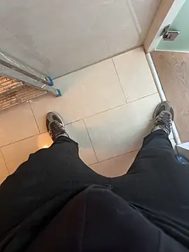 Mrdim26 online show from December 18, 2025, 12:09 pm