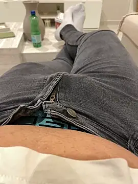 Mrdim26 online show from February 17, 2026, 7:27 am