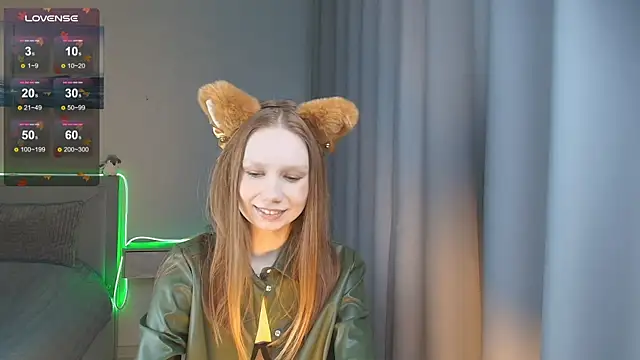 FoxyMira online show from November 29, 2025, 1:22 pm