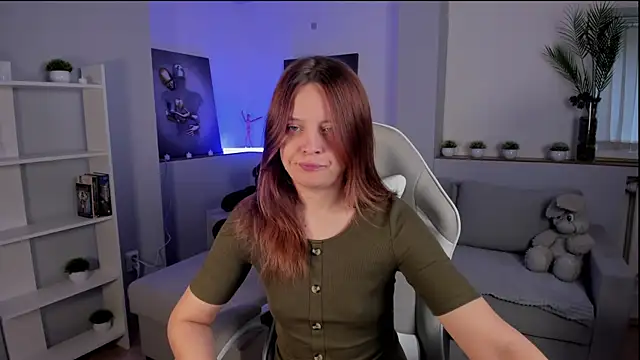 AlicePill online show from September 24, 2025, 2:18 am