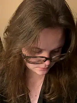 MariaMirabella online show from November 11, 2025, 7:19 pm