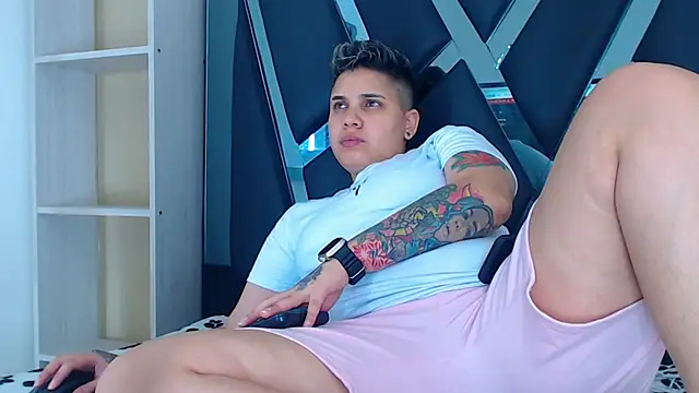 karla sexy21 online show from November 9, 2025, 3:43 am