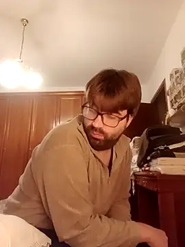 ynroh 87 online show from April 25, 2026, 5:43 pm