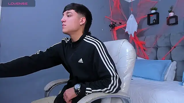 Ares di martin online show from November 4, 2025, 4:05 am