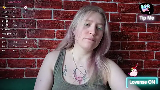 CitrusBlissss online show from April 1, 2026, 2:24 am