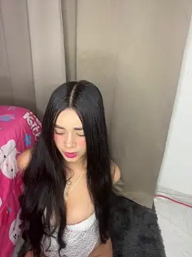 Dulcekitty   online show from April 19, 2026, 10:27 am