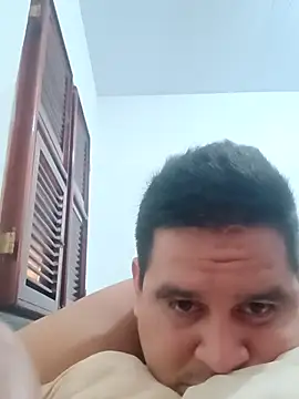 reguetones92 online show from September 8, 2025, 6:40 pm