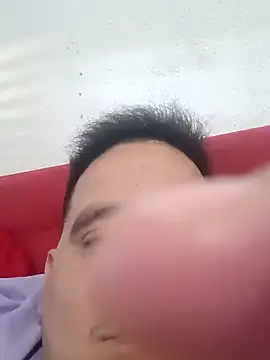 reguetones92 online show from November 12, 2025, 6:45 pm