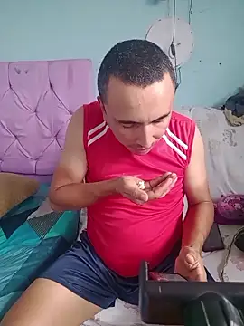 miroqui143 online show from March 14, 2026, 4:24 pm