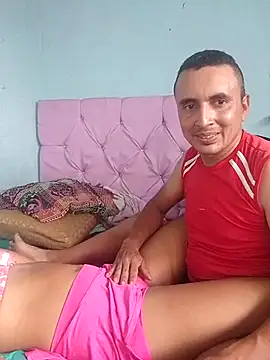 miroqui143 online show from February 25, 2026, 9:36 pm