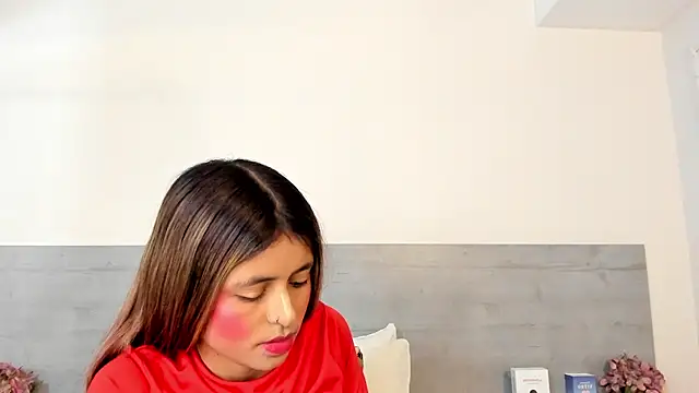 sunnyWhitee online show from March 7, 2026, 7:08 pm