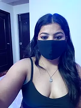 Snapshot of Aavya_007 chatting on May 5, 2026, 4:26 am Aavya 007 online show from May 5, 2026, 4:26 am
