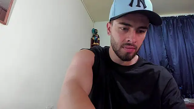 MaxDell online show from November 19, 2025, 8:20 pm