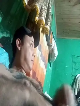 Snapshot of Ridick2025 chatting on November 14, 2025, 12:36 am Ridick2025 online show from November 14, 2025, 12:36 am