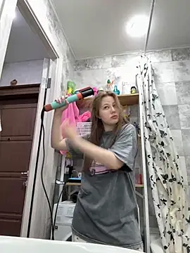 Snapshot of MikotoMisaka chatting on October 1, 2025, 5:39 pm MikotoMisaka online show from October 1, 2025, 5:39 pm