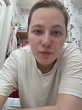 Snapshot of MikotoMisaka chatting on November 9, 2025, 4:00 pm MikotoMisaka online show from November 9, 2025, 4:00 pm