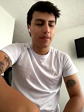 ErosVale online show from October 4, 2025, 10:11 pm