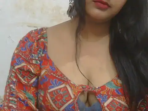 Snapshot of POOJA_199 chatting on April 26, 2026, 8:44 am POOJA 199 online show from April 26, 2026, 8:44 am