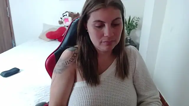 Secret Bella online show from November 10, 2025, 12:10 pm