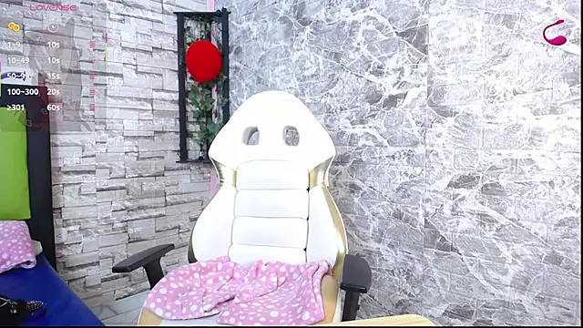 Snapshot of Kony_Lan chatting on October 8, 2025, 12:39 pm Kony Lan online show from October 8, 2025, 12:39 pm