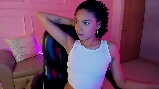 aitana kahlo online show from January 13, 2026, 7:29 pm