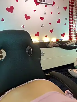 Nicol V online show from February 26, 2026, 4:45 am