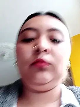 Snapshot of ALANA_150 chatting on October 27, 2025, 12:50 pm ALANA 150 online show from October 27, 2025, 12:50 pm