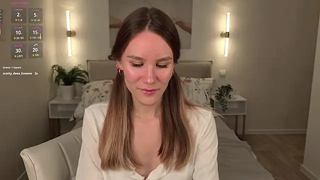 Snapshot of _Clare_Florence_ chatting on October 11, 2025, 1:45 pm  Clare Florence  online show from October 11, 2025, 1:45 pm