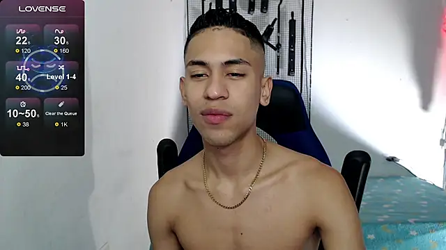 Snapshot of dylan_apol0 chatting on October 4, 2025, 2:46 am dylan apol0 online show from October 4, 2025, 2:46 am
