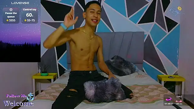 dylan apol0 online show from May 24, 2026, 3:17 am