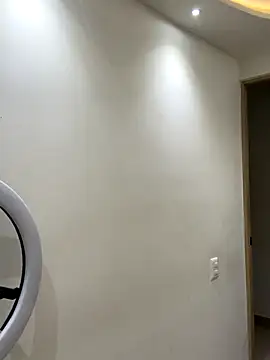 Elie-3 online show from October 31, 2025, 1:24 am