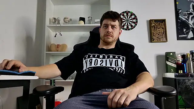 aaron nvk online show from February 2, 2026, 10:42 pm