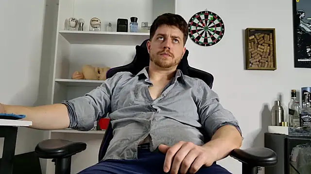 aaron nvk online show from November 30, 2025, 9:15 pm