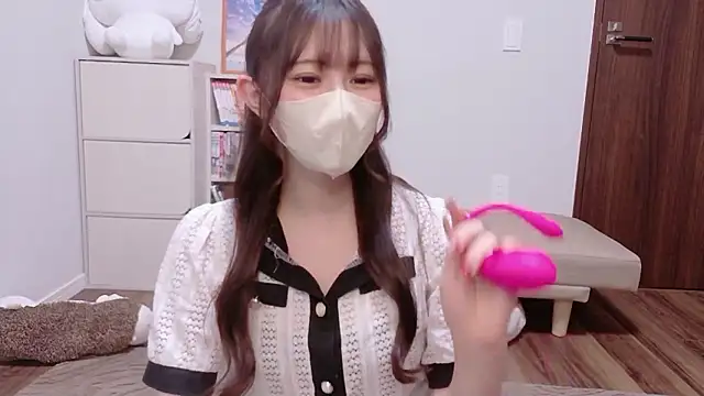 Snapshot of MOEMOE-Q chatting on September 27, 2025, 3:40 pm MOEMOE-Q online show from September 27, 2025, 3:40 pm