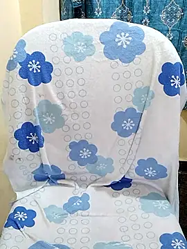 Pavani-Sexy online show from February 4, 2026, 4:57 pm