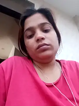Snapshot of Trisha_71 chatting on May 4, 2026, 1:25 pm Trisha 71 online show from May 4, 2026, 1:25 pm