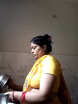 Snapshot of Trisha_71 chatting on October 5, 2025, 5:20 am Trisha 71 online show from October 5, 2025, 5:20 am