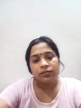 Snapshot of Trisha_71 chatting on September 10, 2025, 4:17 pm Trisha 71 online show from September 10, 2025, 4:17 pm