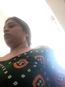Snapshot of Trisha_71 chatting on September 23, 2025, 7:59 am Trisha 71 online show from September 23, 2025, 7:59 am
