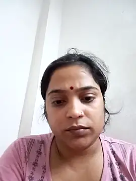 Snapshot of Trisha_71 chatting on October 9, 2025, 5:13 pm Trisha 71 online show from October 9, 2025, 5:13 pm