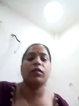 Snapshot of Trisha_71 chatting on September 24, 2025, 5:08 pm Trisha 71 online show from September 24, 2025, 5:08 pm